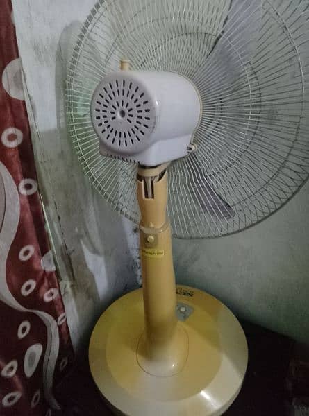 charging fan good cadition 3