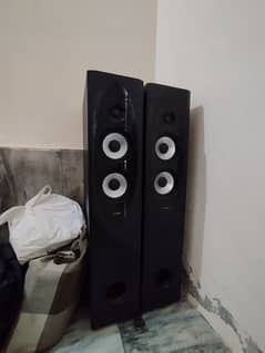 Fenda T-60x huge speaker