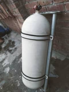 original cultus company fitted cng cylinder with original kit