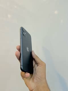 iphone 11 dual sim approved 10/10 black colour 128 Gb