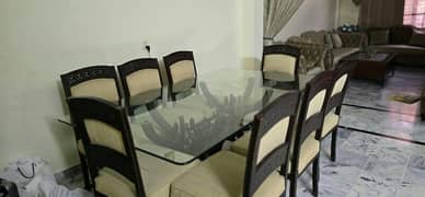 8 seated dinning table for sale