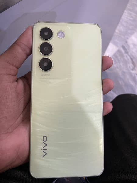 Vivo y100 8gb Ram 256 gb Rom Condition 10/10 1