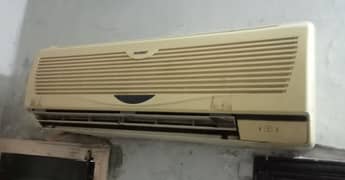 2 Singer Split Ac 1 ton