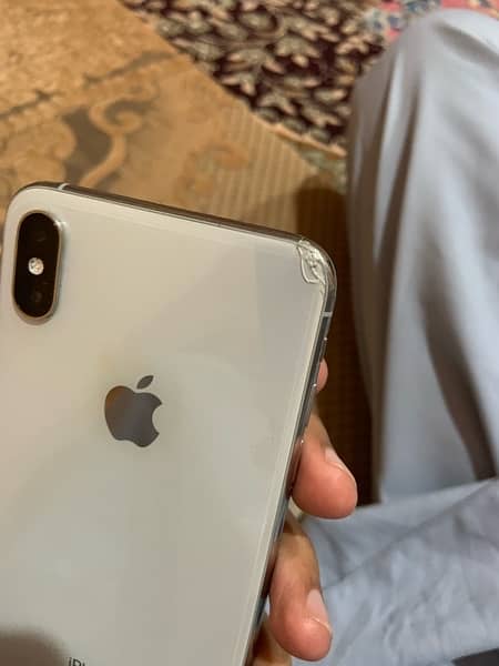 iphone xs Max 256gb dual physical approved BH 79% 1