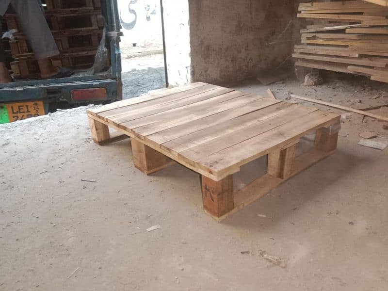 Export Wooden Pallets / Rack Storage / Warehouse stockist 15