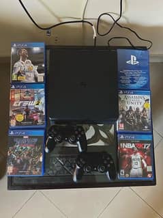 PS4 SLIM 1TB BUNDLE IN IMMACULATE CONDITION