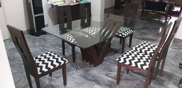 glass top dinning table