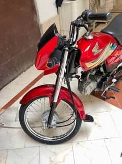 Honda Dream 2021 one hand used bike All punjab number