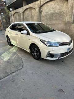 Toyota Corolla GLI 2018 auto only cal 03360523357