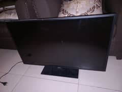 Universal LED tv 43"