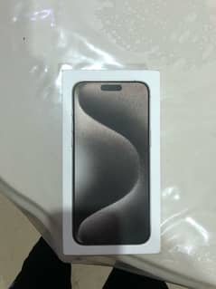 iPhone 15 Pro Max 256GB 1 physical + esim