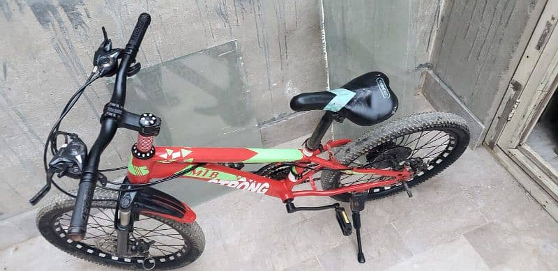 strong bike bicycle very good condition 9/10 in red colour 1