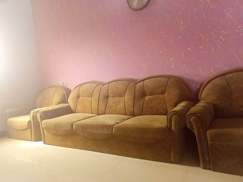 wood Sofa Set total 5 seater 0