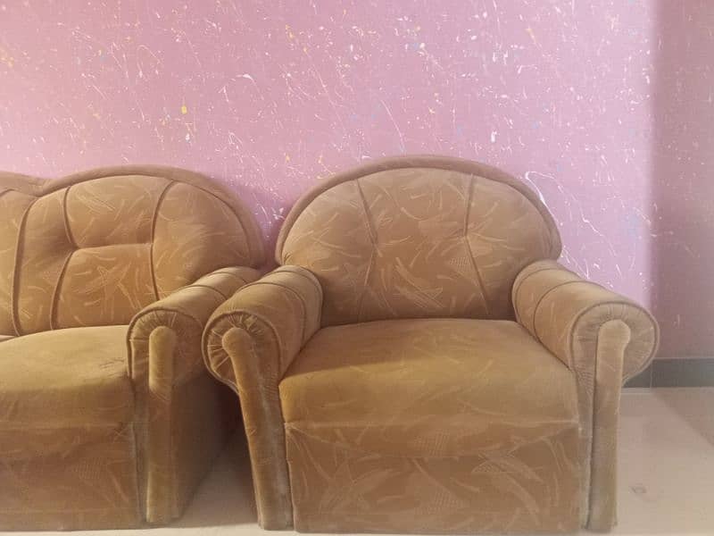 wood Sofa Set total 5 seater 4