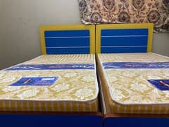 2 Single beds for sale