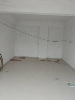 SHOP FOR SELL IN KARACHI COMPLEX