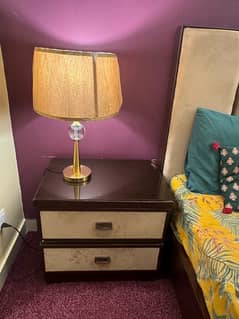 KING BED IN MINT CONDITION ( without mattress)