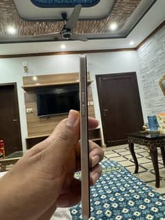 oppo f21 pro 8gbram/128gb room