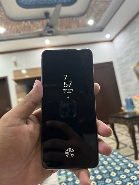 oppo f21 pro 8gbram/128gb room 2