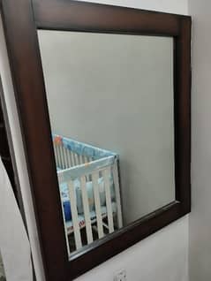 Plain elegant mirror