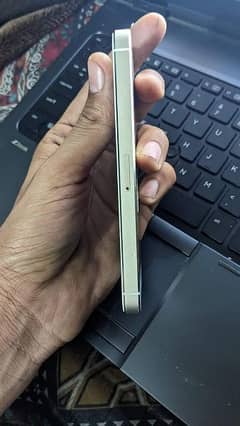 iPhone 5S 64GB memory PTA approved 0336/3117/605