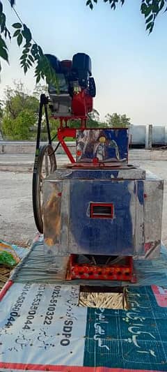 Sugarcane juice machine, full new and fresh.