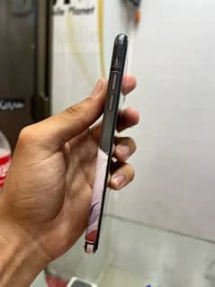 iphone 11 PTA