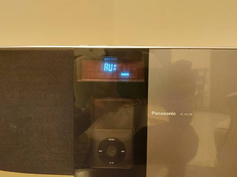 Panasonic HiFi Compact Stereo System with CD Player, iPod Dock, AUX 6