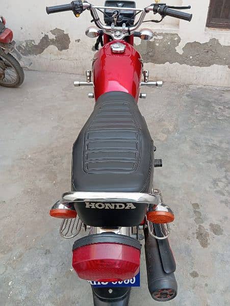 Honda 125 6