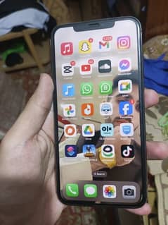 xs max 256gb waterpack