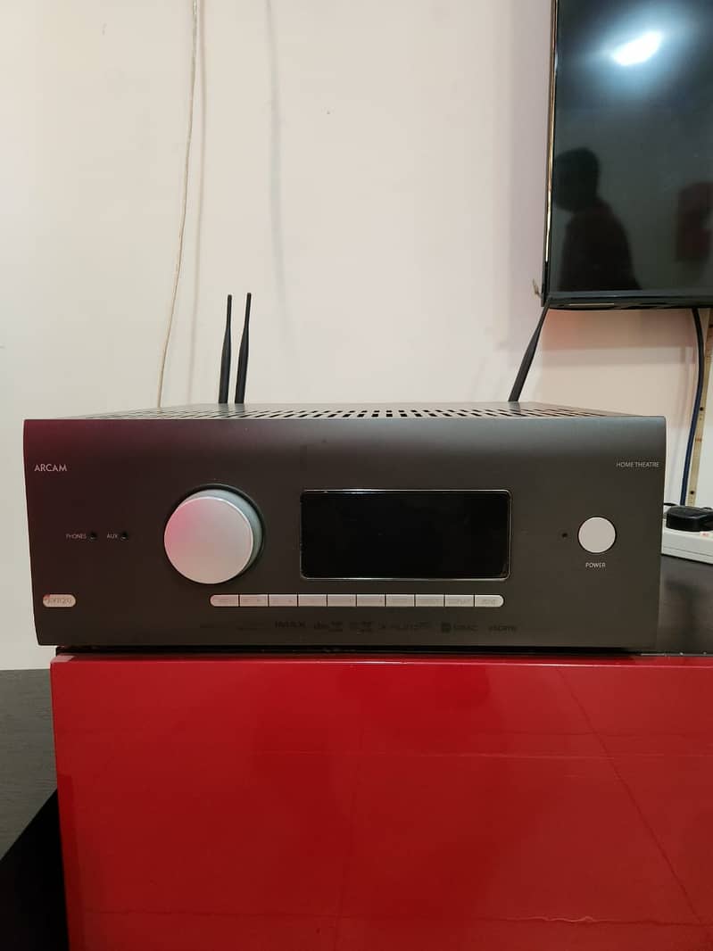 ARCAM AVR20 9.2. 6 Channels 1