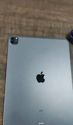 iPad Pro M1 256GB 12.9 inch. Watsapp 03223732876