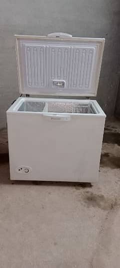 WAVES SINGLE DOOR DEEP FREEZER