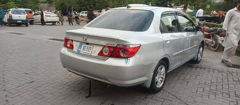 Honda City IDSI 2008 good condition on my name 3