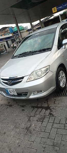 Honda City IDSI 2008 good condition on my name 6