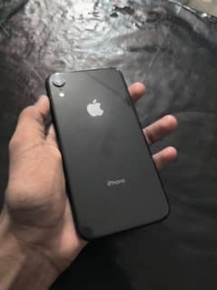 iphone XR jv one hand use