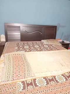 King bed with mattress