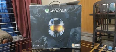 Xbox one with box