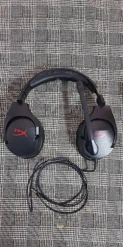 HYPERX CLOUD STINGER GAMING HEADSET.