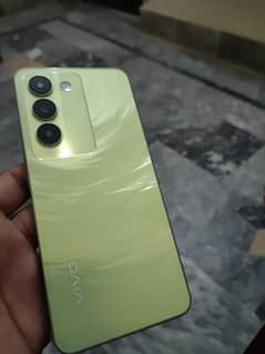 vivo y100