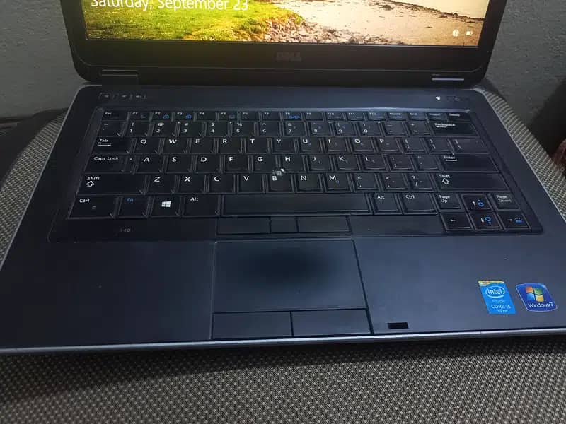 Dell 4th gen i5 no issue needs cash price buhat munasib 3