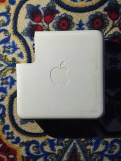 MacBook type-C charger 96w