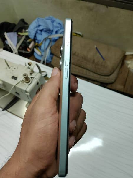 Oppo F21 pro 5g 3