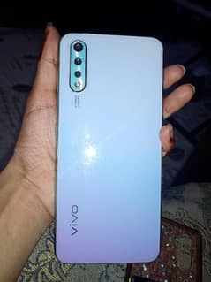 vivo S1