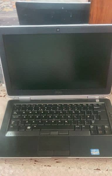 Dell latitude E6320 / core i5 5