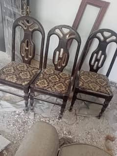 6 chairs  without table