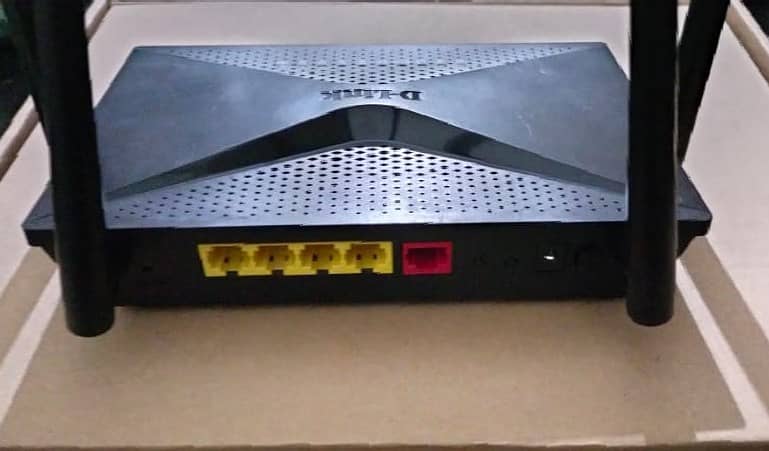 D-Link DIR-853 router (Used) With Adapter Best Product Minimum Price 3