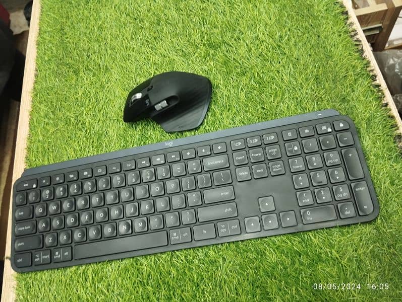 Logitech mx keys keyboard+ mx master 3 mouse pair 2