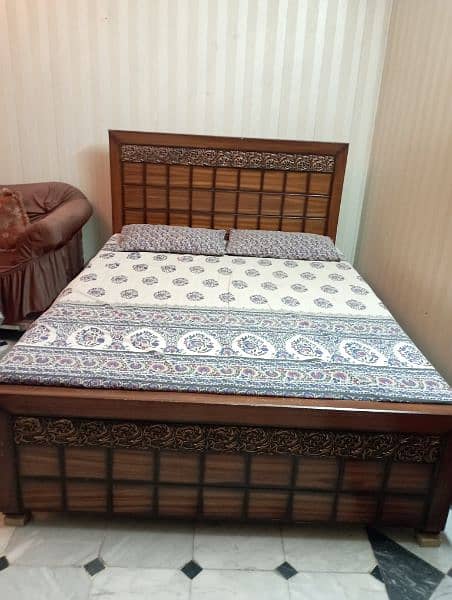 Almost new double bed for sale 2