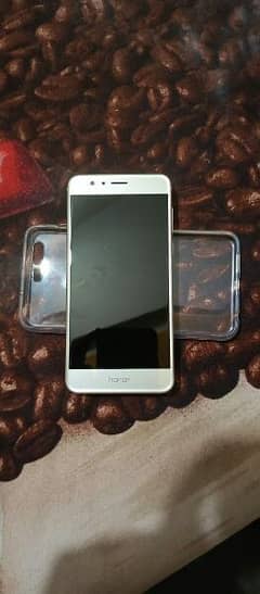 honr8 4/64gb          10/10 condition